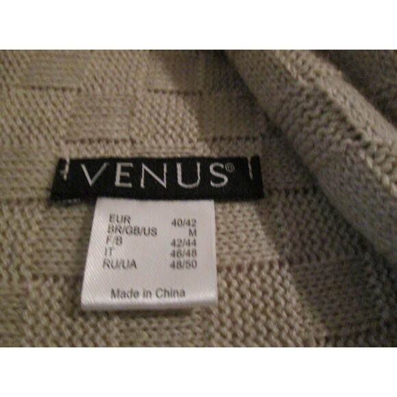 Venus Woman’s Wrap Long Sleeves Cross Over W/toggle Button Sweater Size Medium - Picture 2 of 4